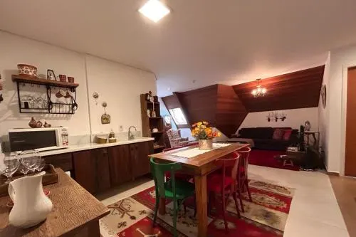Café da manhã e refeições em Annecy Pousada (Campos do Jordão)