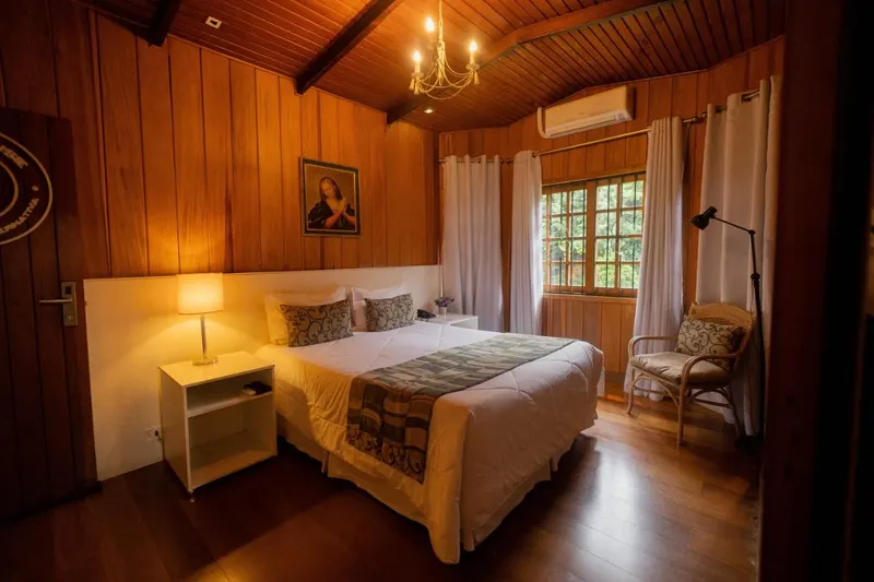 Quarto em AppleHouse (Campos do Jordão)