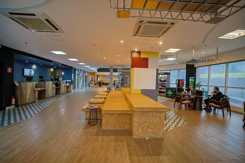 B&B Hotels São José dos Campos: área comum, em São José dos Campos