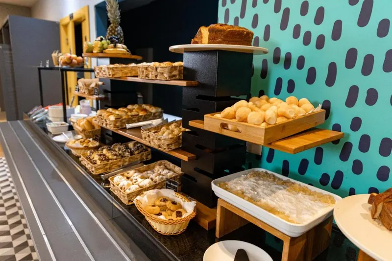 Café da manhã e refeições em B&B Hotels São José dos Campos (São José dos Campos)