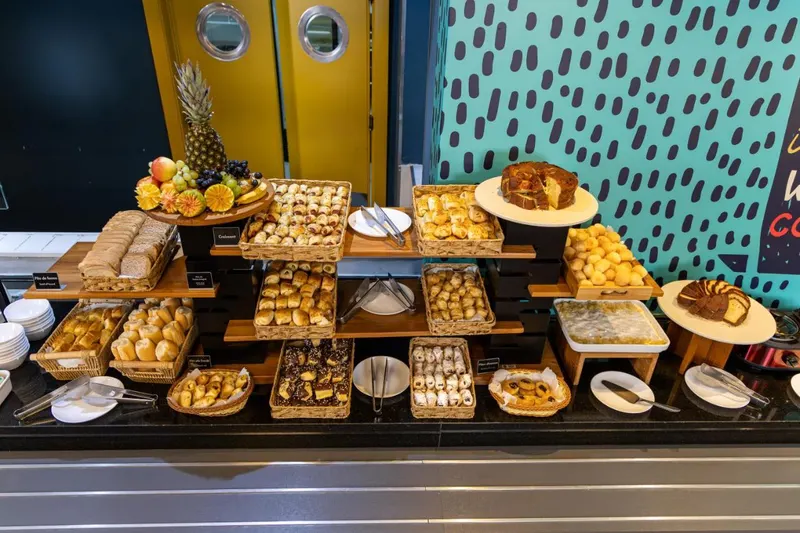 Café da manhã e refeições em B&B Hotels São José dos Campos (São José dos Campos)