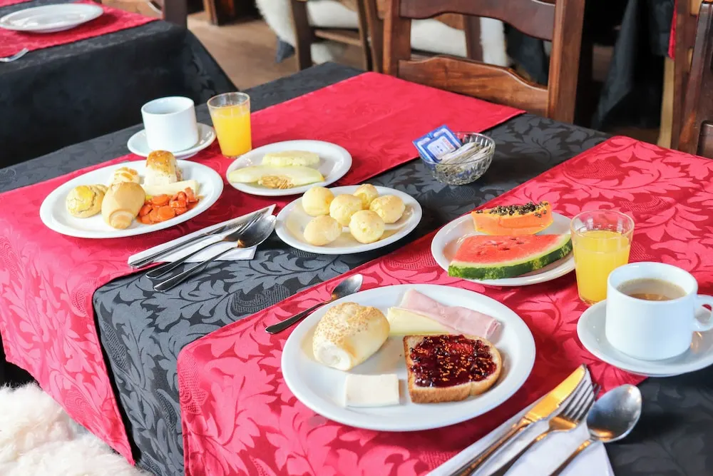 Café da manhã e refeições em Campos do Jordão Suítes (Campos do Jordão)
