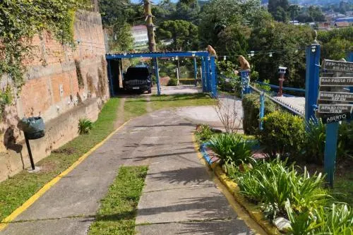 Cantinho Da Mi: área externa, em Campos do Jordão