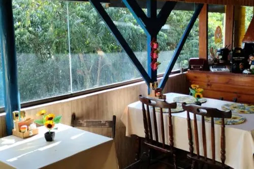 Cantinho Da Mi: café da manhã e refeições, em Campos do Jordão