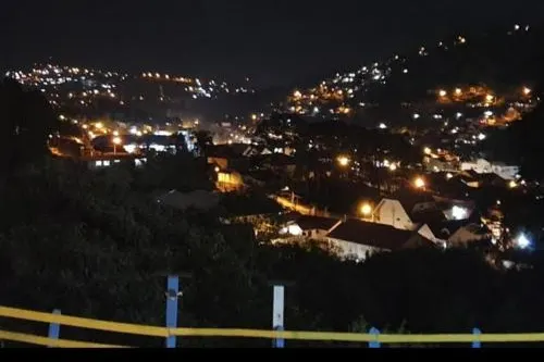 Cantinho Da Mi: vista, em Campos do Jordão