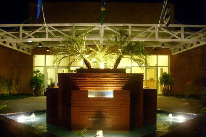 Carlton Plaza Baoba: área externa, em Taubaté