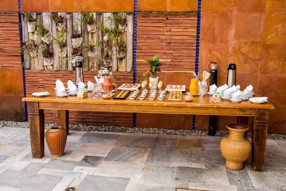 Café da manhã e refeições em Carlton Plaza Baoba (Taubaté)