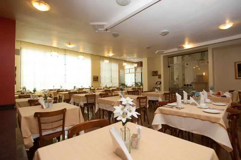 Café da manhã e refeições em Carlton Plaza São José dos Campos (São José dos Campos)