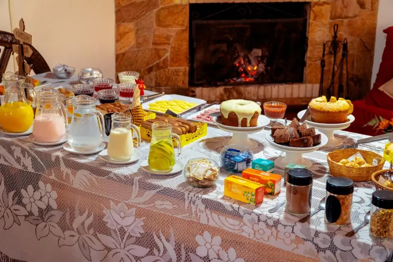 Café da manhã e refeições em Casa de Campos Guest House (Campos do Jordão)
