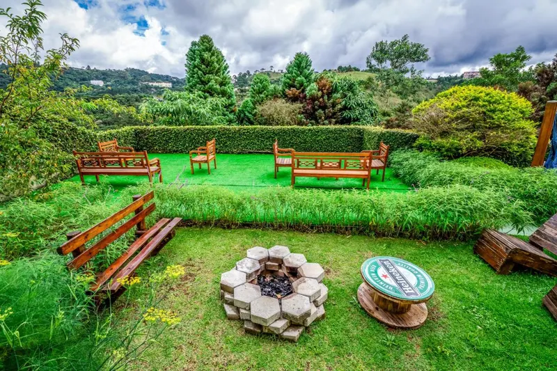 Casa de Campos Mountain House: área externa, em Campos do Jordão
