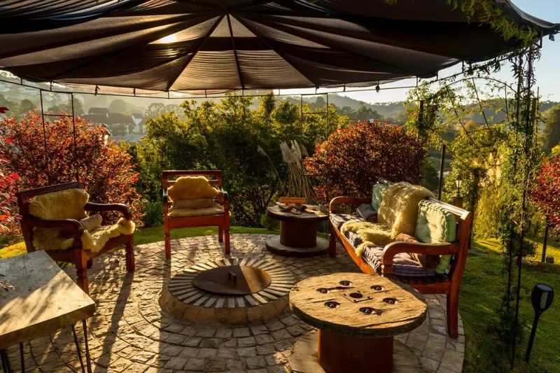 Casablanca Hotel Boutique: área externa, em Campos do Jordão