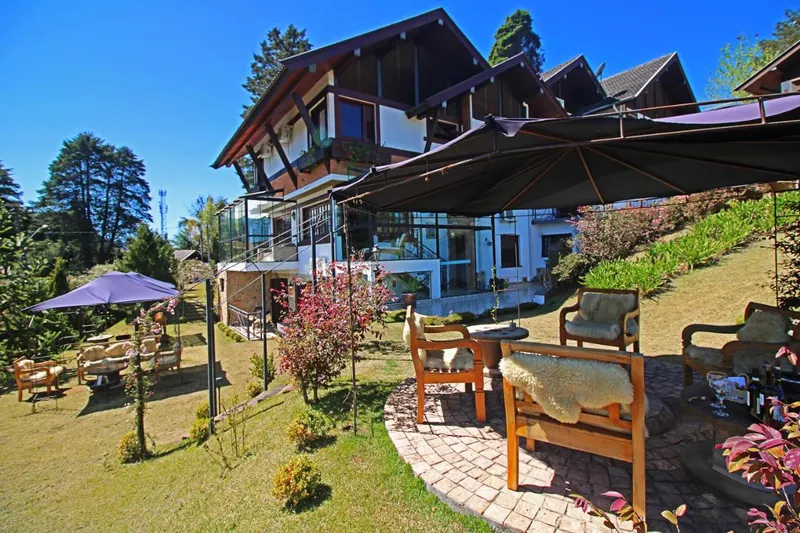 Casablanca Hotel Boutique: fachada, em Campos do Jordão