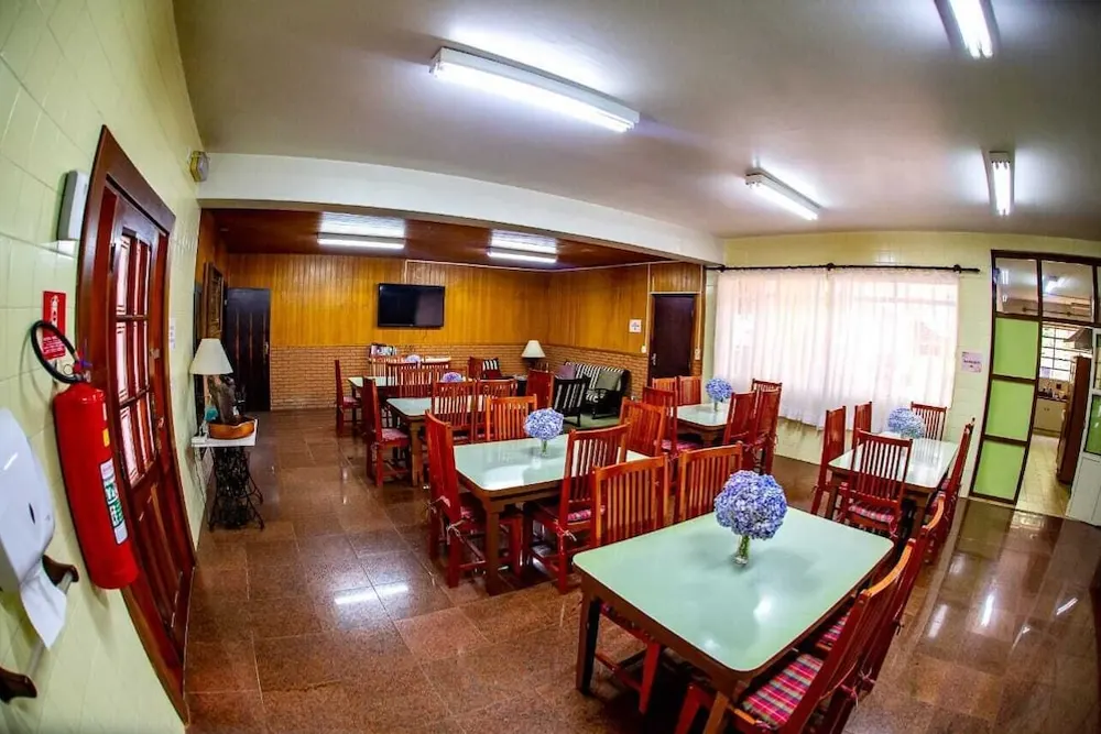 Colonia Saa: café da manhã e refeições, em Campos do Jordão