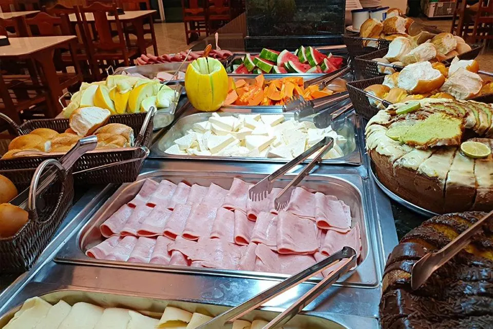 Café da manhã e refeições em Eldorado Palace Hotel Aparecida (Aparecida)