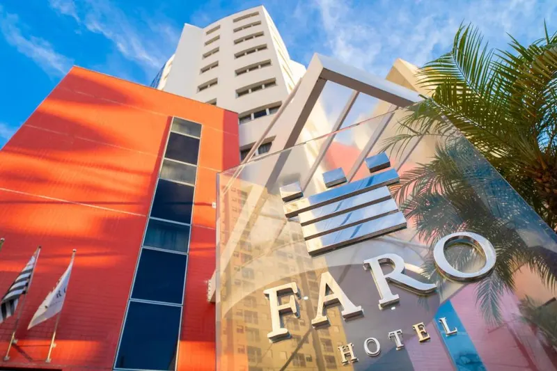Faro Hotel São José dos Campos: fachada, em São José dos Campos