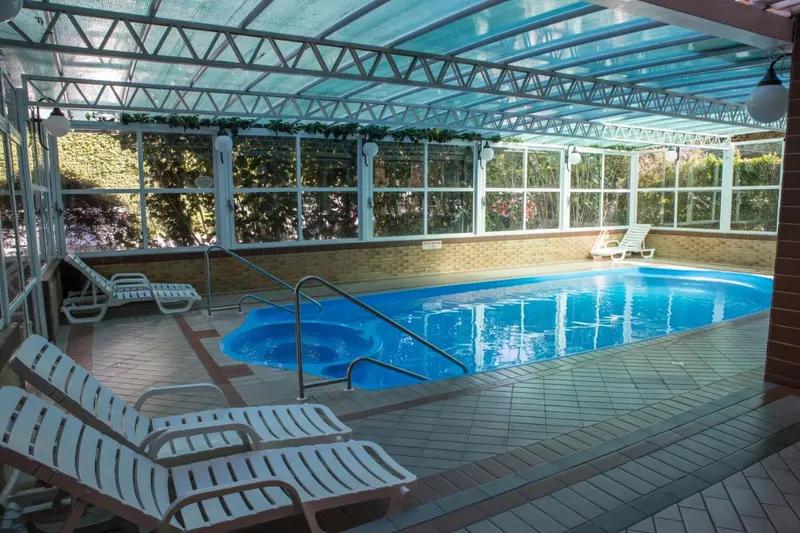 Flat Hotel Palazzo Reale: piscina, em Campos do Jordão