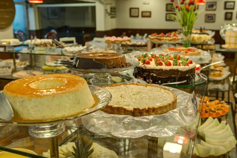 Café da manhã e refeições em Flat Hotel Palazzo Reale (Campos do Jordão)