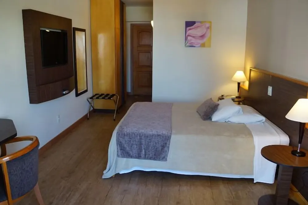 Quarto em Gran Continental Hotel (Taubaté)