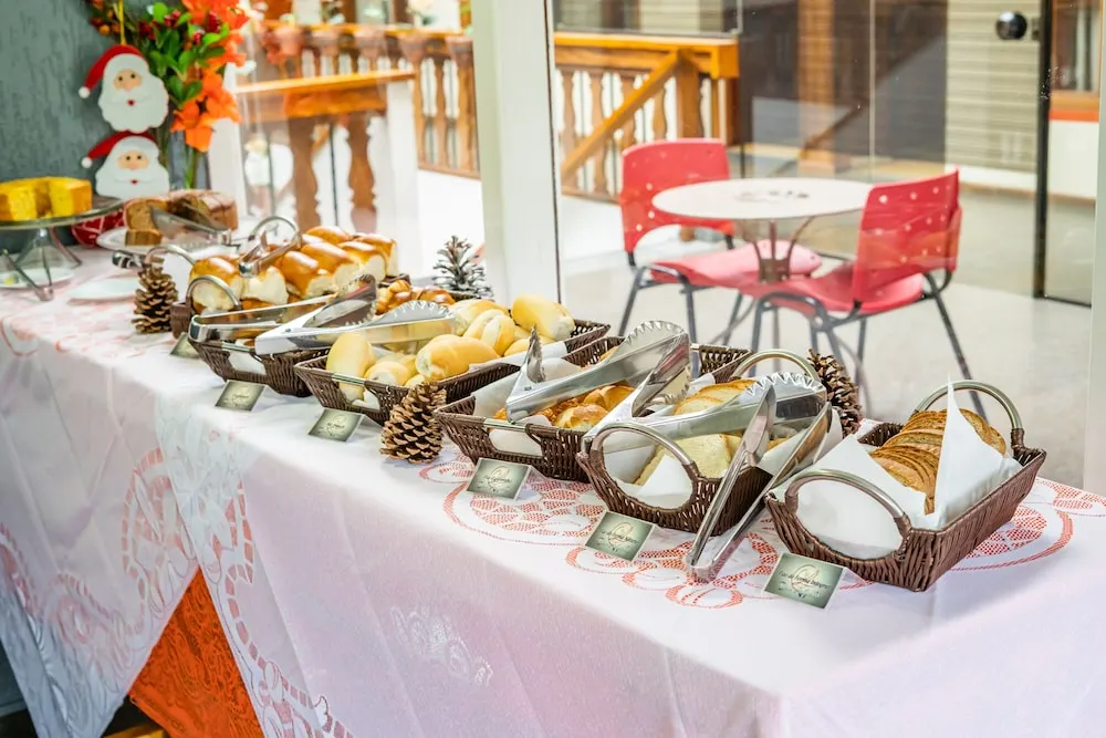Café da manhã e refeições em Guida Residenza Pousada (Campos do Jordão)
