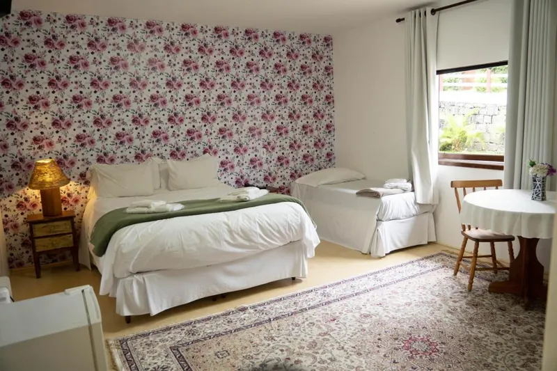 Quarto em Hotel Ascona (Campos do Jordão)