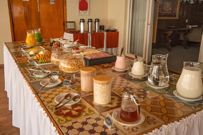 Café da manhã e refeições em Hotel Ascona (Campos do Jordão)