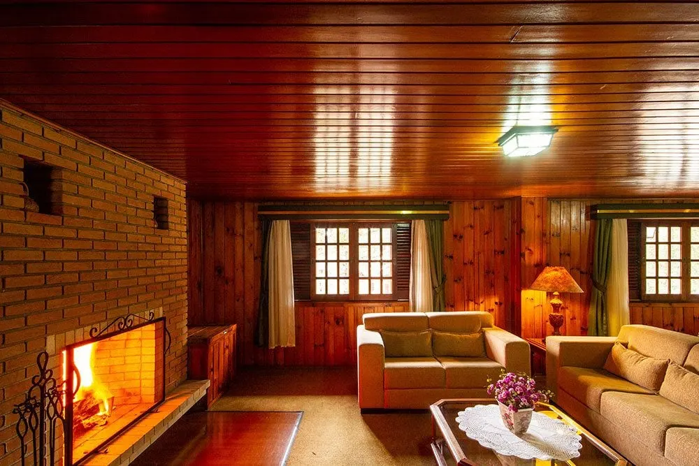 Hotel Barcelos: área comum, em Campos do Jordão