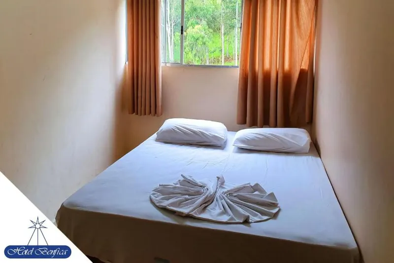 Quarto em Hotel Benfica (Aparecida)