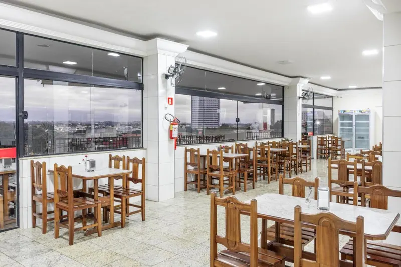 Café da manhã e refeições em Hotel Caminho do Rosario (Aparecida)