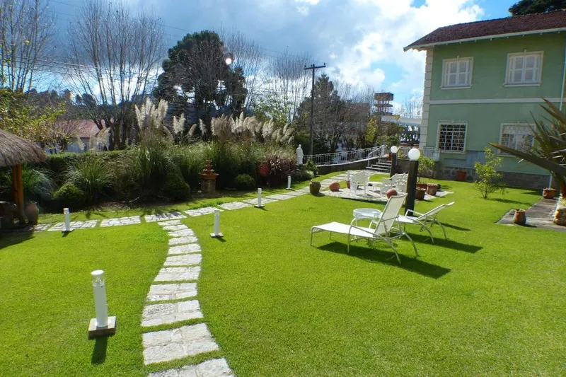 Hotel Casa São José: área externa, em Campos do Jordão