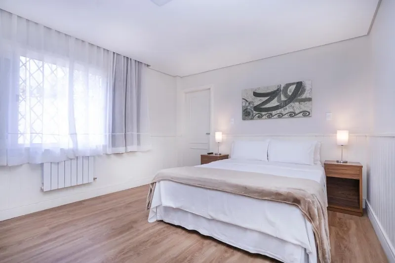 Quarto em Hotel Chateau (Campos do Jordão)