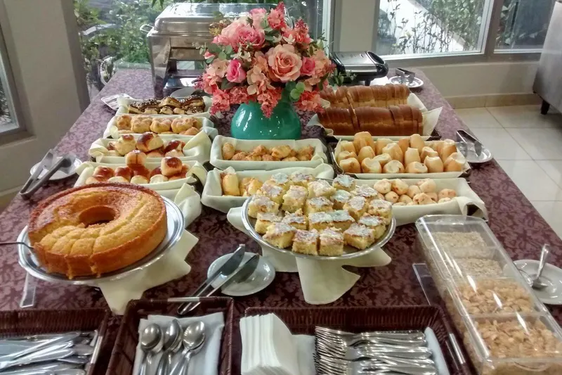Café da manhã e refeições em Hotel Di Giulio (São José dos Campos)
