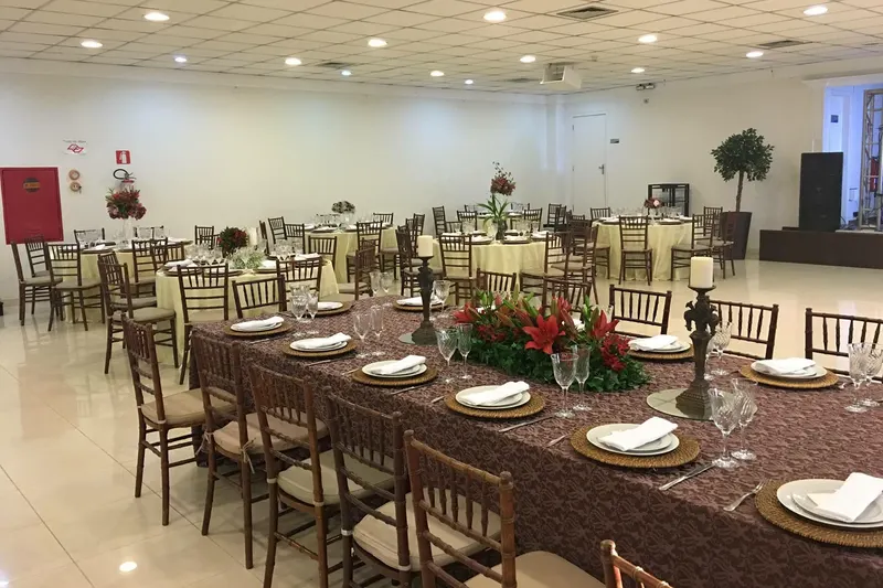 Café da manhã e refeições em Hotel Di Giulio (São José dos Campos)