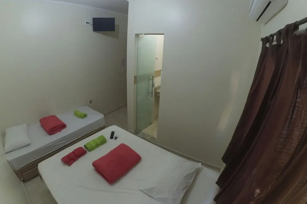 Hotel e Pousada Santa Cruz: quarto, em Aparecida