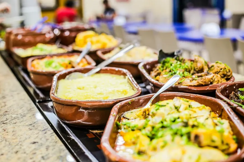 Café da manhã e refeições em Hotel Faenician (Aparecida)