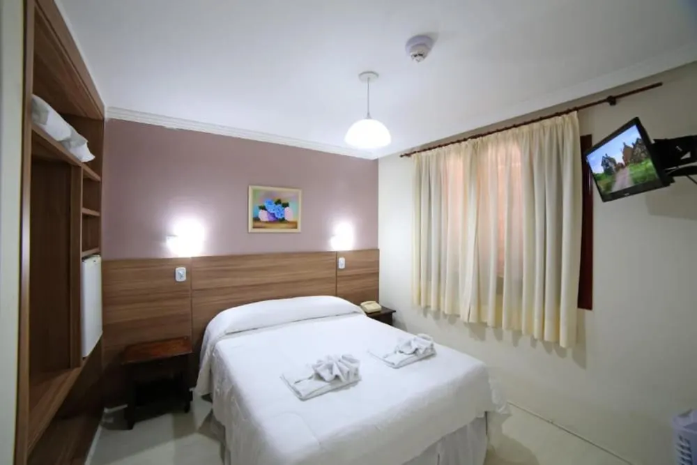 Quarto em Hotel JB (Campos do Jordão)