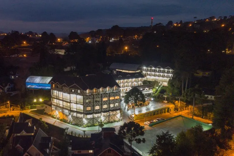 Hotel Leão da Montanha: fachada, em Campos do Jordão