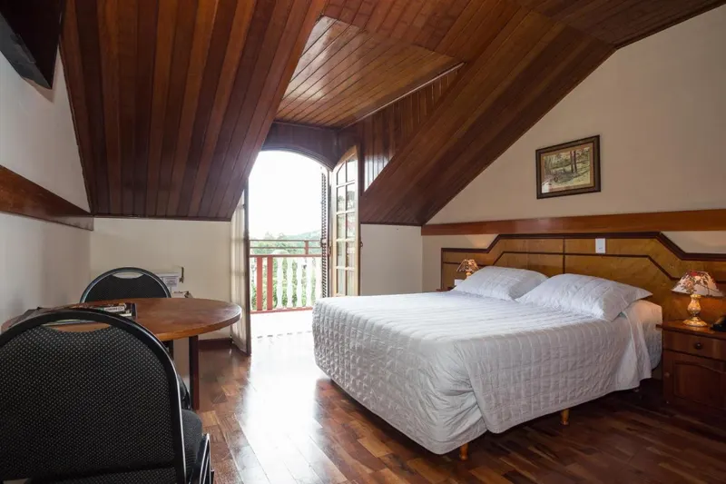 Quarto em Hotel Leão da Montanha (Campos do Jordão)