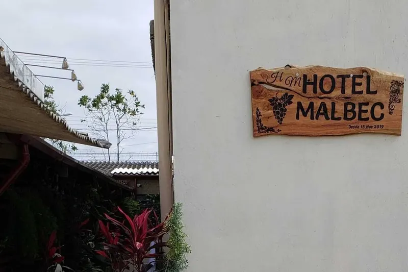 Hotel Malbec: fachada, em Aparecida
