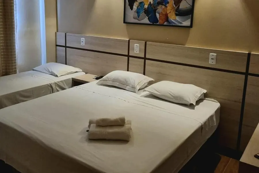 Quarto em Hotel Maria da Fé (Aparecida)