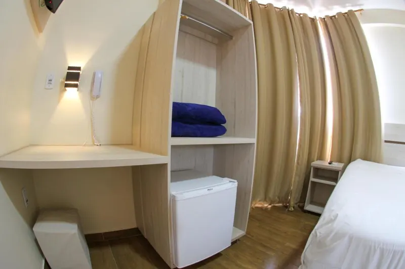 Quarto em Hotel Maria da Fé (Aparecida)