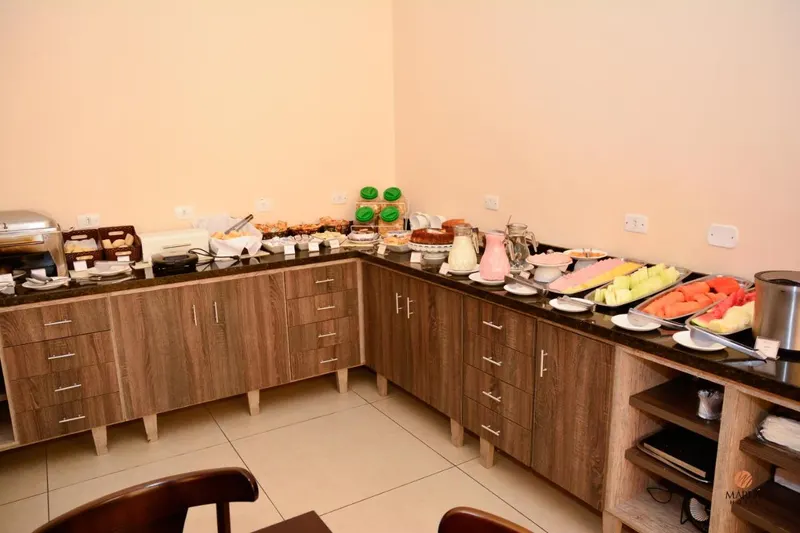 Café da manhã e refeições em Hotel Maruá (São José dos Campos)