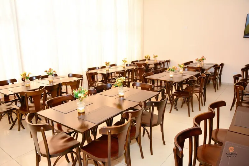 Café da manhã e refeições em Hotel Maruá (São José dos Campos)