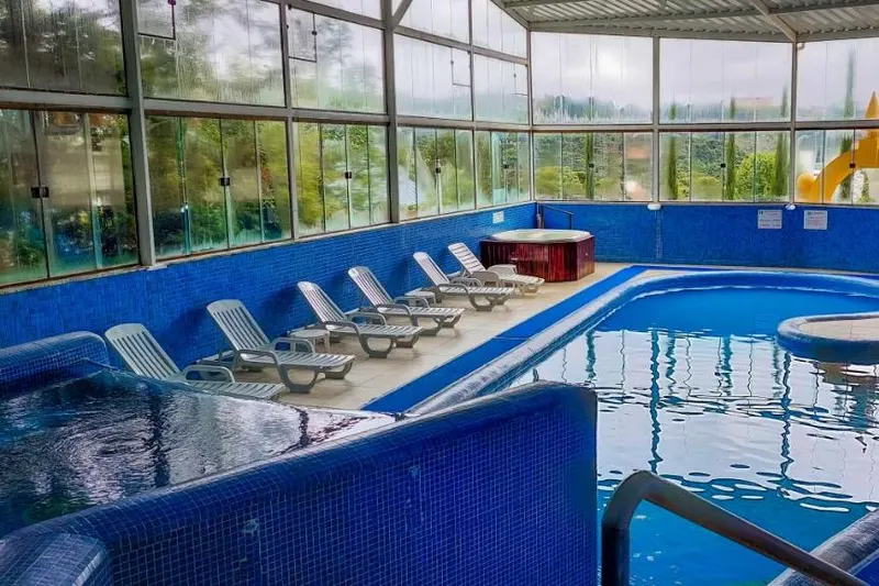 Hotel Nacional Inn Campos do Jordão: piscina, em Campos do Jordão