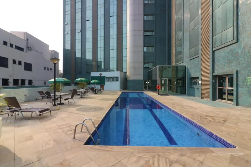 Hotel Nacional Inn: piscina, em São José dos Campos