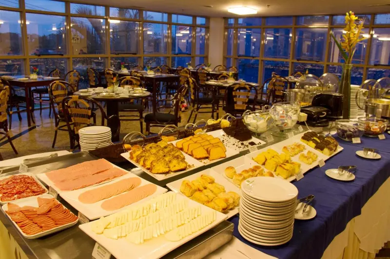 Café da manhã e refeições em Hotel Nacional Inn (São José dos Campos)
