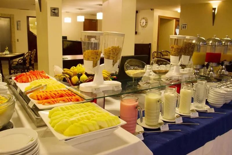 Café da manhã e refeições em Hotel Nacional Inn (São José dos Campos)