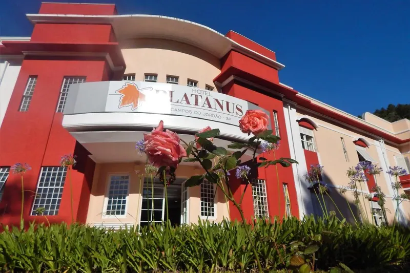 Hotel Platanus: fachada, em Campos do Jordão