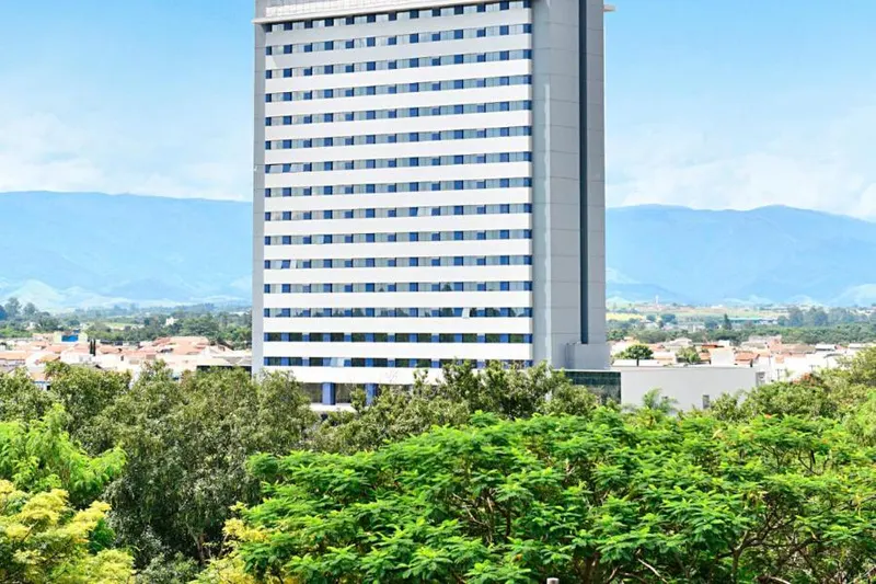 Hotel Rainha do Brasil: fachada, em Aparecida