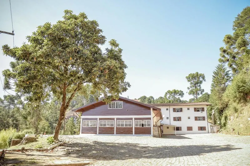 Hotel Refugio Alpino: fachada, em Campos do Jordão