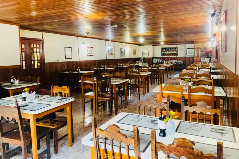 Café da manhã e refeições em Hotel Refugio Alpino (Campos do Jordão)